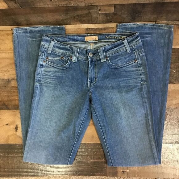 Yanuk Jeans 6 Pockets Medium to Light wash Denim Size 28 - Picture 2 of 8